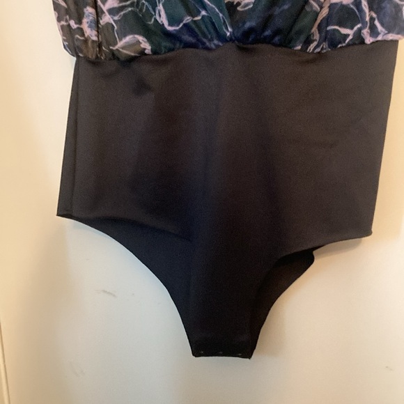 Waves Sleeveless Mesh Bodysuit | Sandra Weil| Sz 4 - Picture 7 of 15